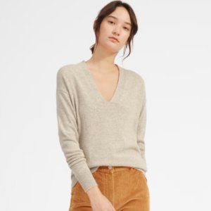 Cashmere Oversized V-Neck - oatmeal
